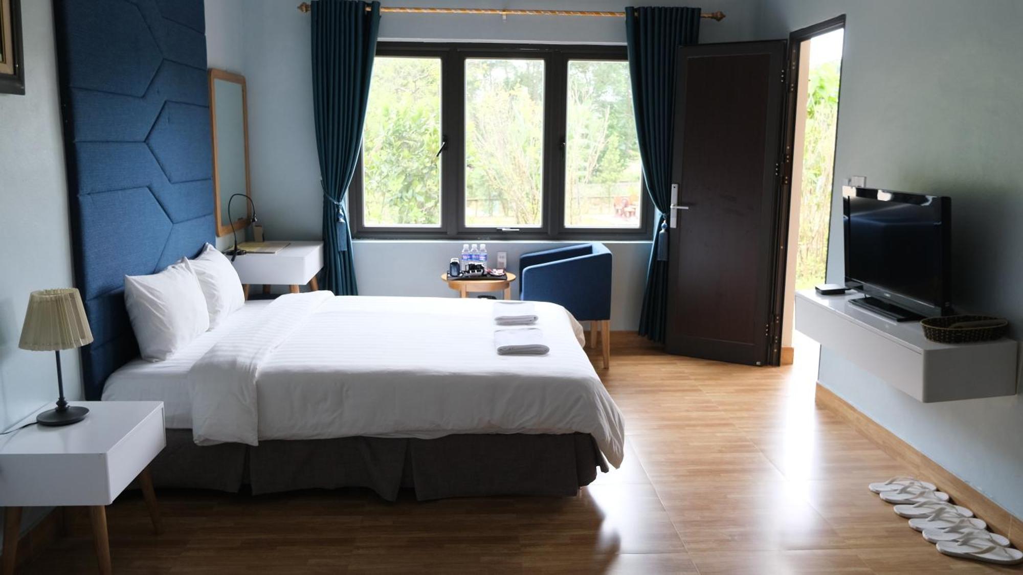 Backpackers - * Phong Nha