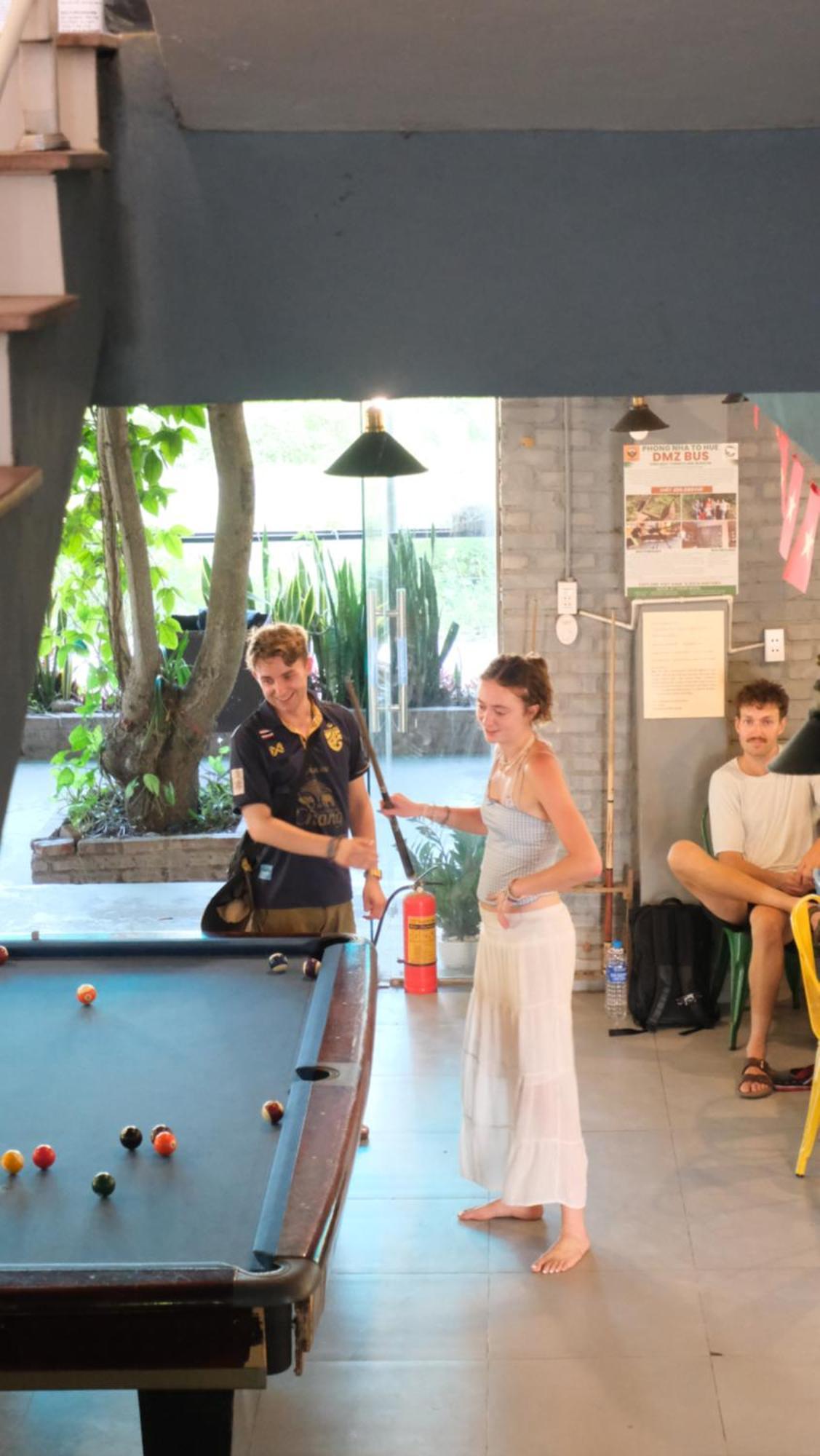 Backpackers - * Phong Nha